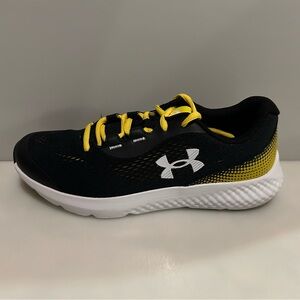 New Under Armour Boys Charged Rogue 4 Black Yellow Running Shoes - Size 6.5 NIB